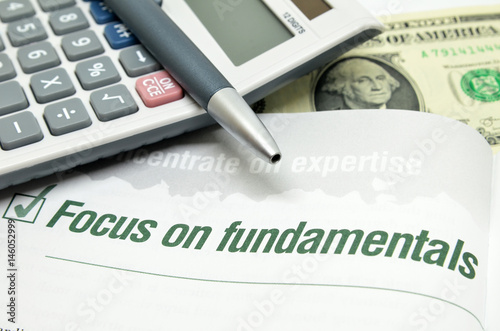 Quadro em tela Focus on fundamentals
