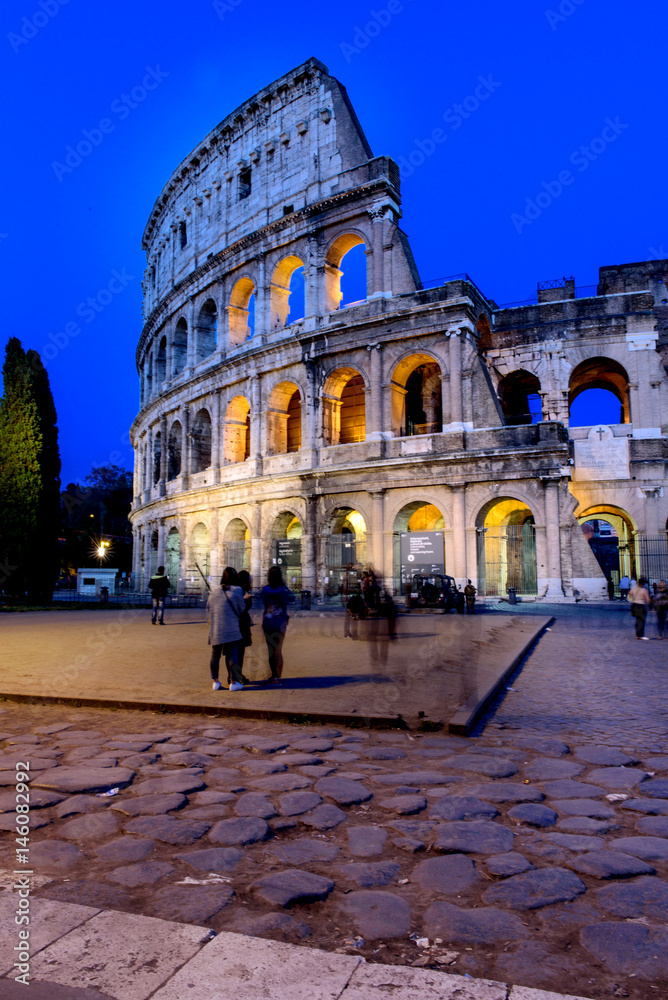 Night; Imperial Forums; Coliseum; Tourists; Arch of Costantine; illumination, evening, Rome; Lazio; Italy; Europe