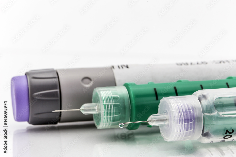 Insulin injection needle or pen for use by diabetics Insulin injection needle or pen for use by diabetics
