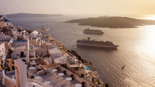 Ausblick von Santorini  photo