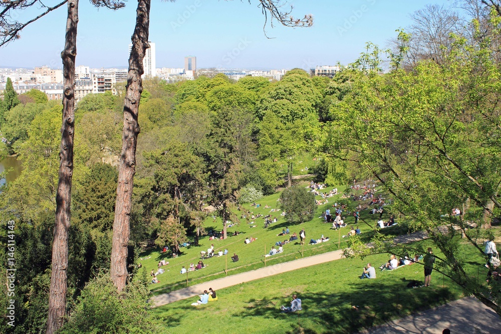 Fototapeta premium Paris, parc des Buttes Chaumont