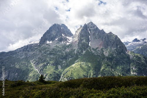 Tour du Mont Blanc trek takes hikers through France, Switzerland and Italy over the course of a week