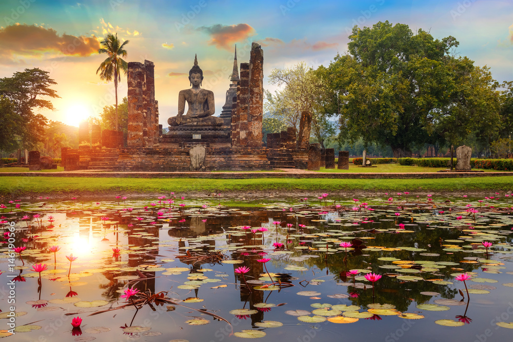 Wat Mahathat Temple in the precinct of Sukhothai Historical Park, a UNESCO World Heritage Site in Thailand