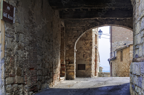 Entry to Villa a Sesta through Via dell  Arco - Tuscany  Italy