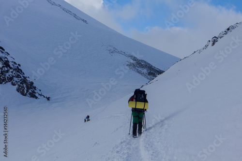 2014 07 Mount Elbrus  Russia  Single man climbs Mount Elbrus