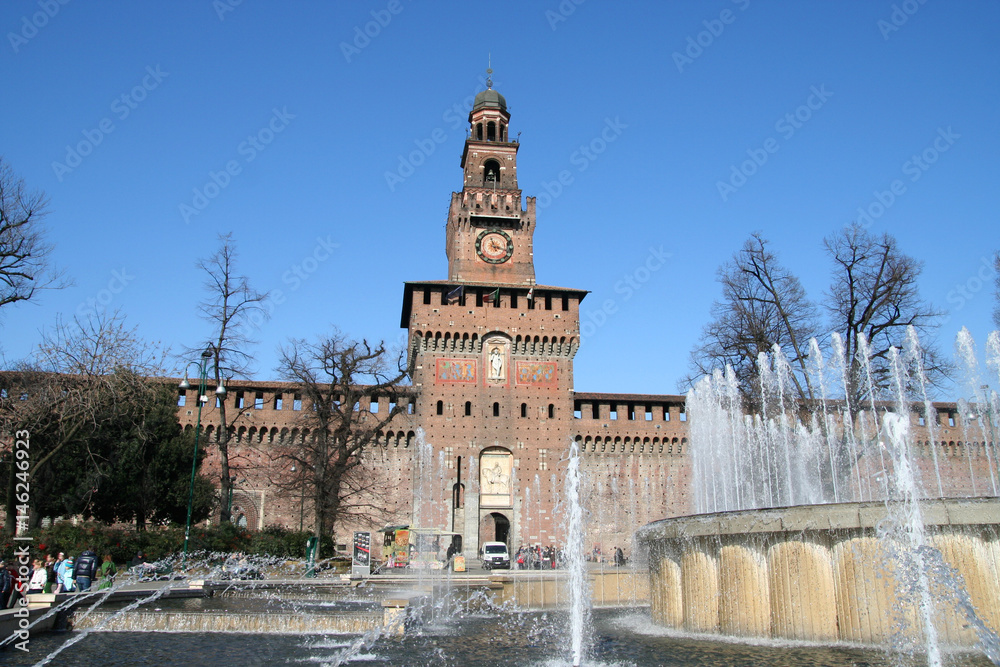 Milan Mailand Castello Sforzesco Fountain