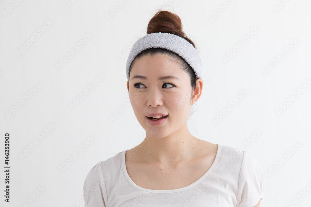 すっぴんメイク・女性