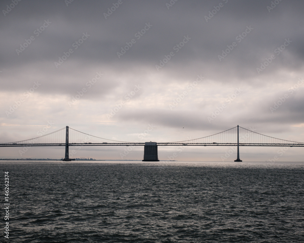 Fototapeta premium Symmetric Bridge