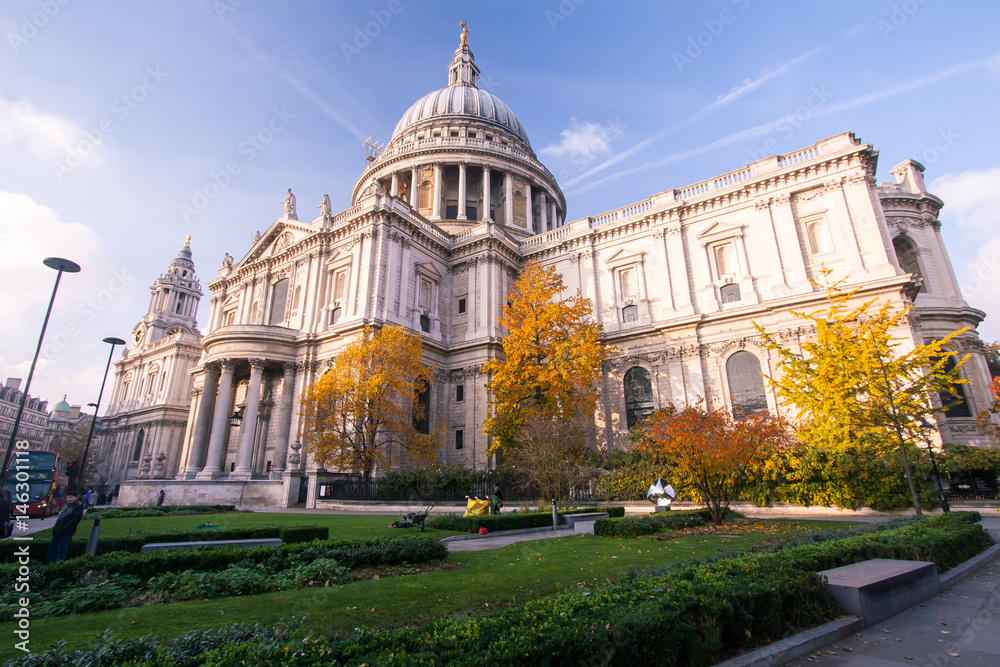 London - St Paul Cathedral, UK