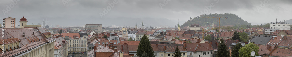 Panorama Regentag in Graz