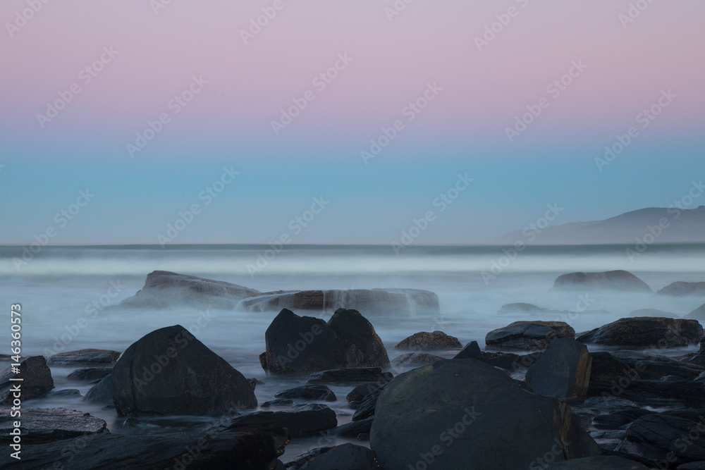 Obraz premium Coastal sunset