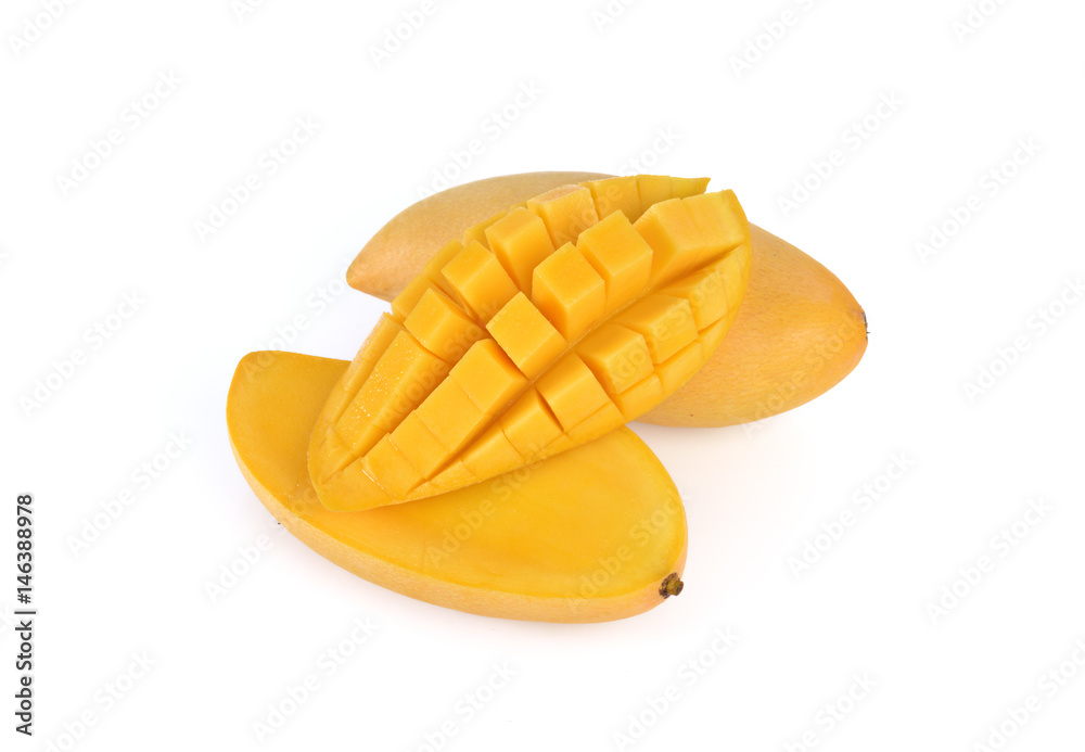 Fototapeta premium Yellow mango isolated on white background (mango, fruit)