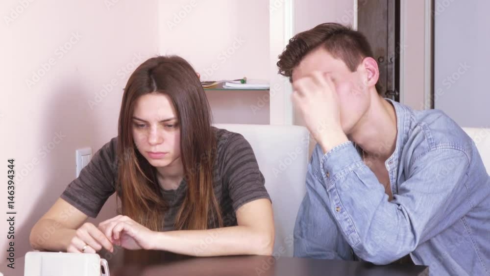 Couple talking on the internet Couple talking on the internet