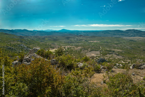 Obraz na płótnie Montenegro mountains, view of rocky green hills w salonie