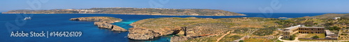 Blick über die Insel Comino / Malta / Panorama