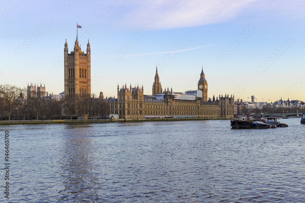 Big Ben, Parliament and Thames river in Westminster