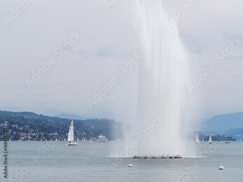 Fountain on Zurich lake