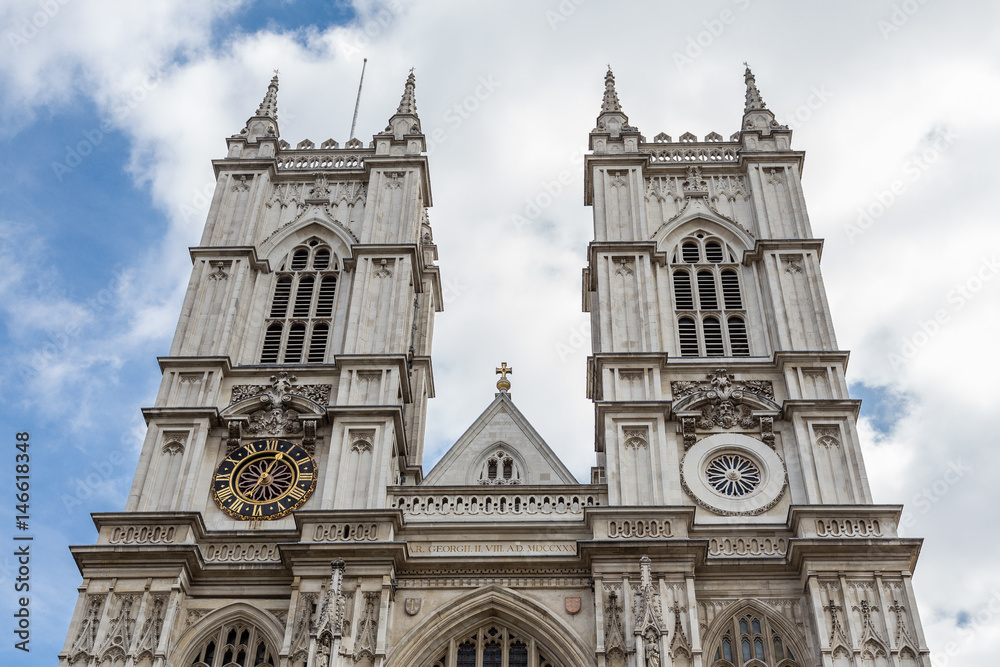 Partial views of the facades of the Westminster Abbey building