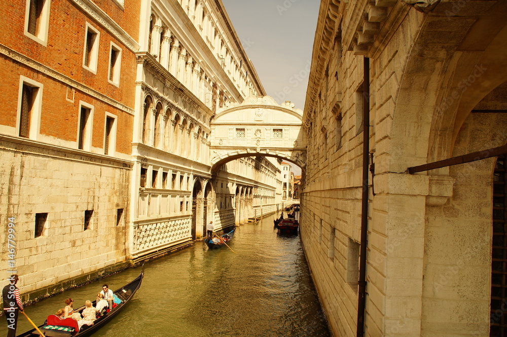 Die Seufzerbrücke in Venedig / Italien