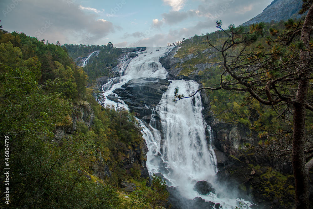 hardangervidda waterfall