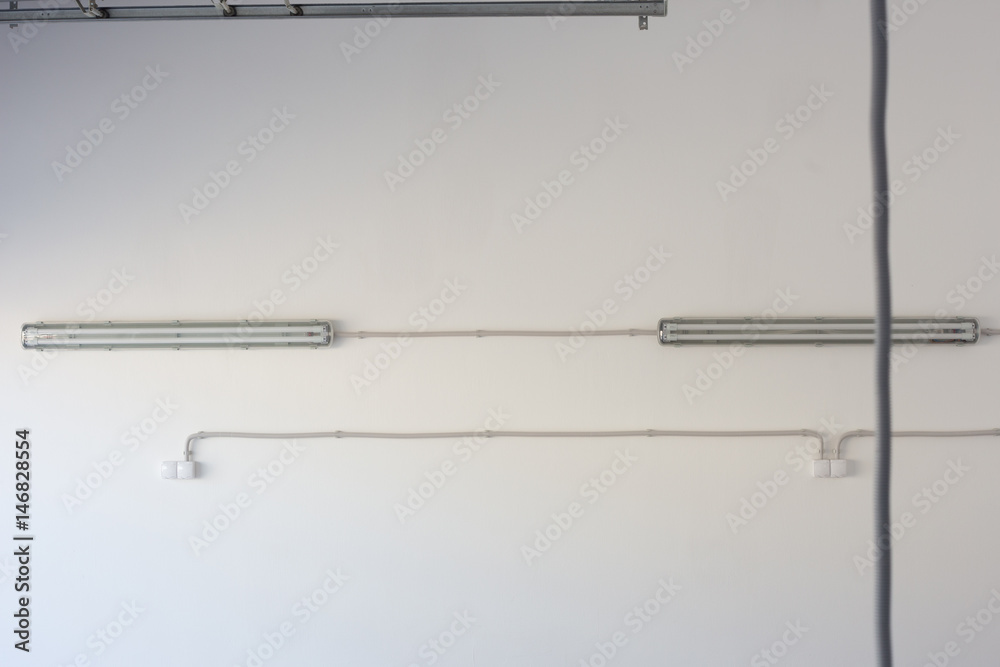 Obraz premium Electrician wire on the white walls