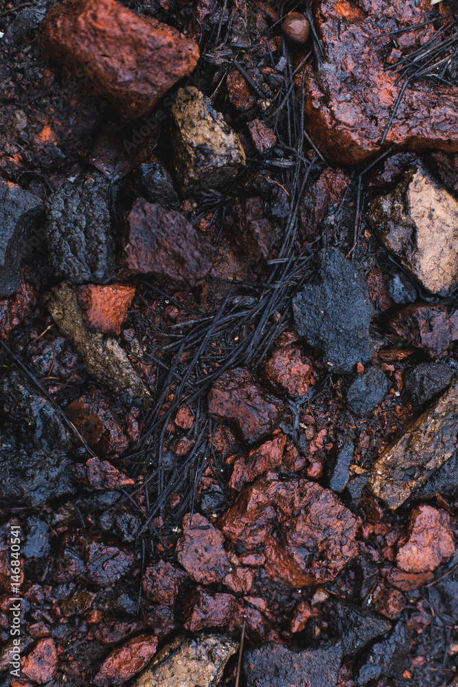 Obraz premium Background wall of bricks, Broken red bricks on the ground