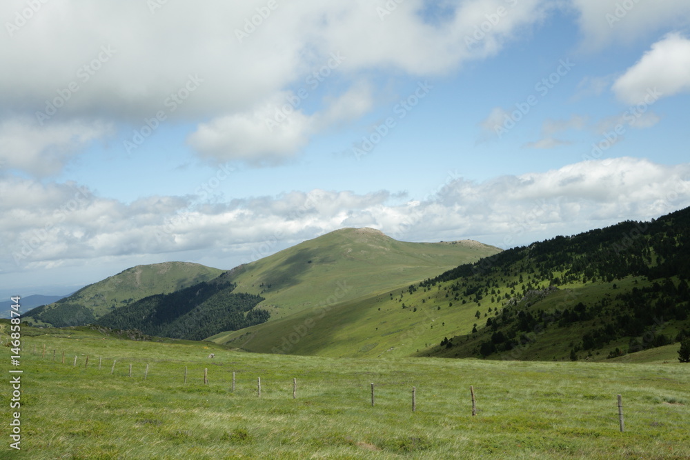 Col de Pailhères dans les Pyrénées ariégeoises, Donezan, Occitanie dans le sud de la France Col de Pailhères dans les Pyrénées ariégeoises, Donezan, Occitanie dans le sud de la France
