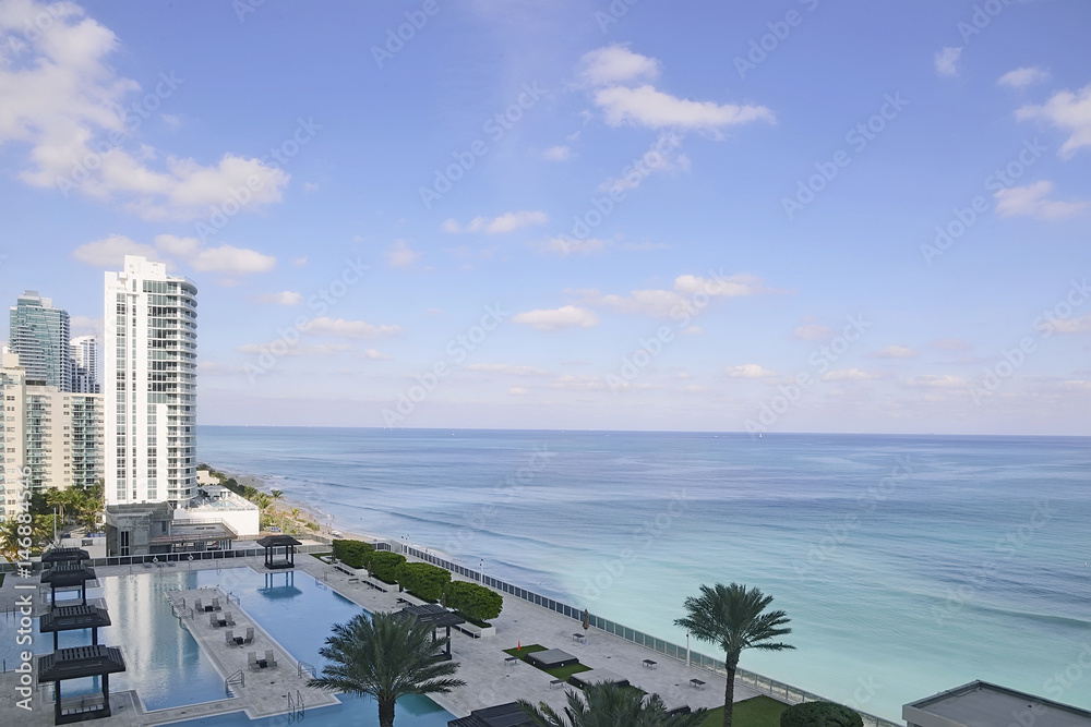 Fototapeta premium Ocean view on a sunny day in Miami