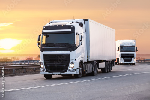  trucks goes on the highway