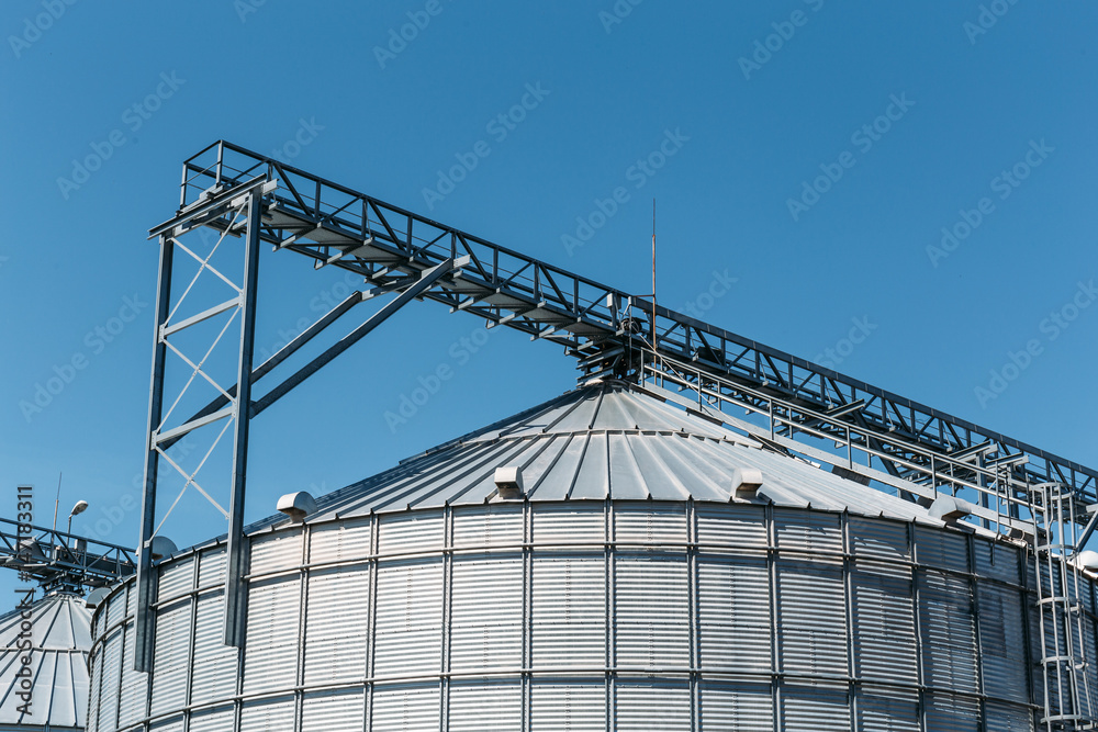 Steel round agriculture warehouse