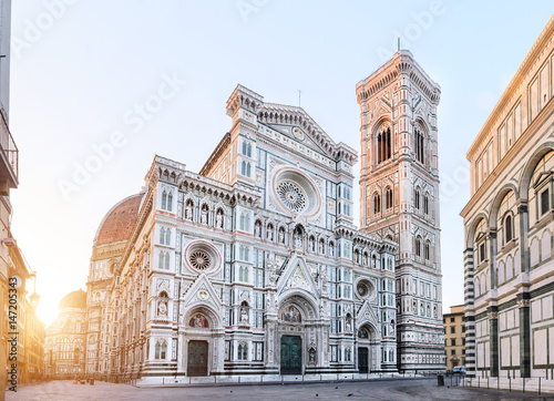 Valokuva Florence Cathedral Santa Maria del Fiore sunrise view, Tuscany, Italy