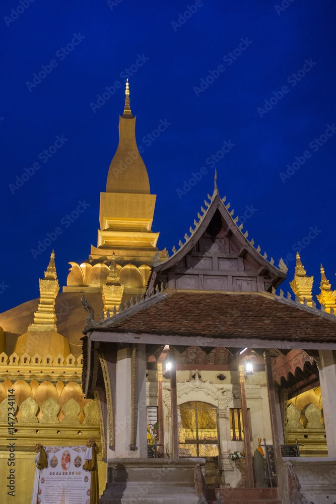 Fototapeta premium LAOS VIENTIANE PHA THAT LUANG