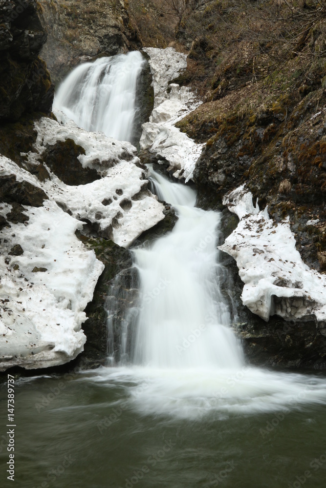 Fototapeta premium Thunderbird Falls, Thunderbird Falls State Park, Eklutna, Alaska