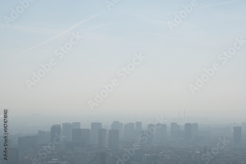 Photography pollution ville capitale paris urbain immeuble gaz ozone co2 saturé allergie res
