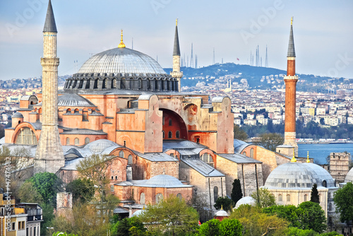 Tableau sur toile Hagia Sophia museum (Ayasofya Muzesi) in Istanbul, Turkey