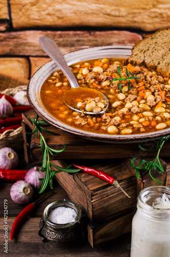 Meat soup with beans