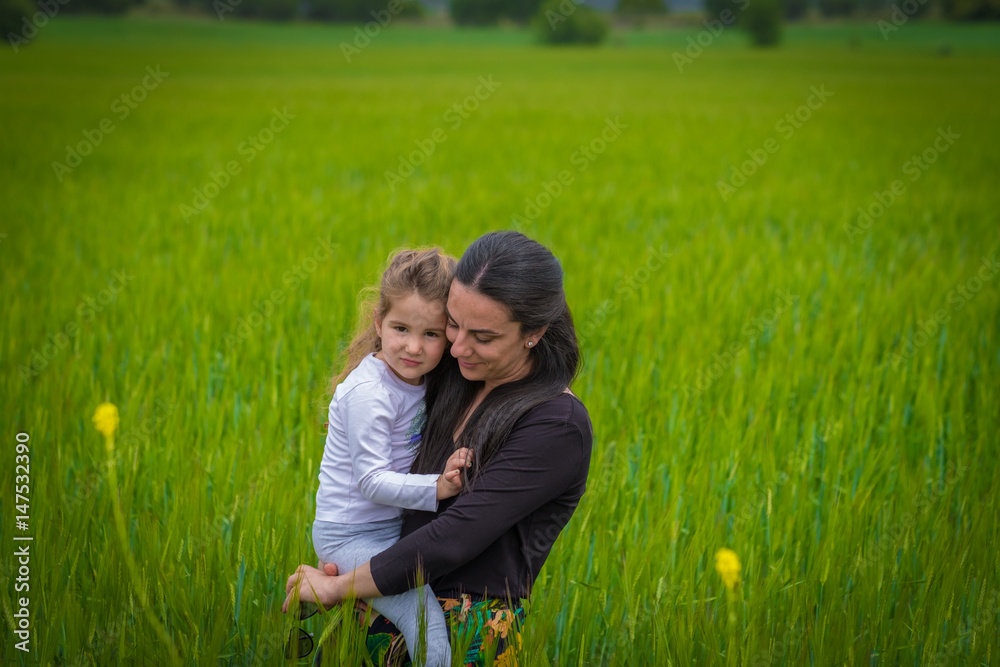 Fototapeta premium mother and daughter hug