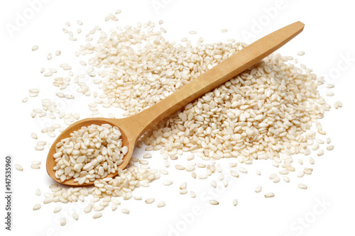 Sesame with wooden spoon