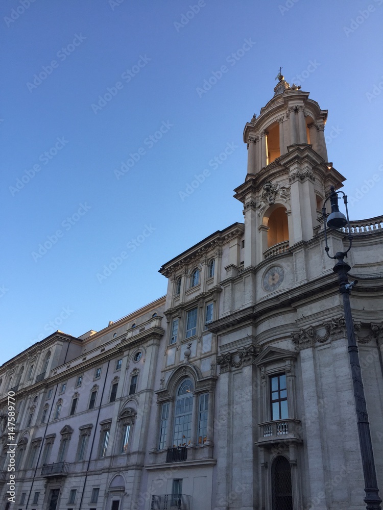 Campanile di Sant'Agnese in Agone e casa adiacente, Roma