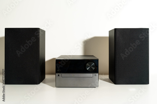 hi-fi stereo music equipment