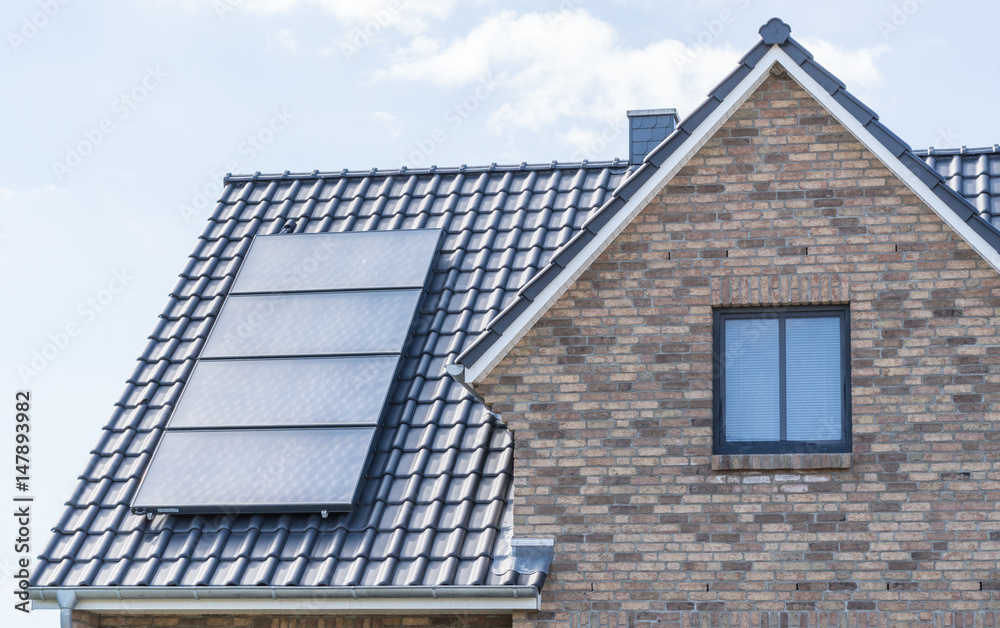 Solarelemente auf einem Dach