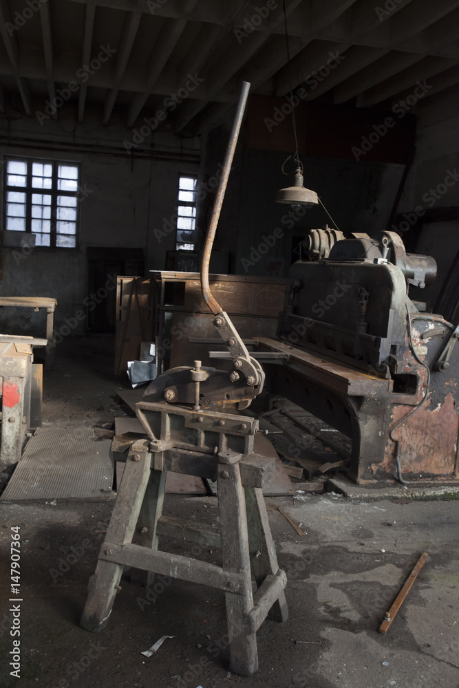 Fototapeta premium old abandoned industrial hall 