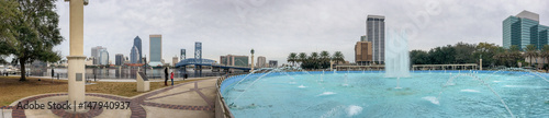 Panoramic view of city skyline with tourists, Jacksonville © jovannig