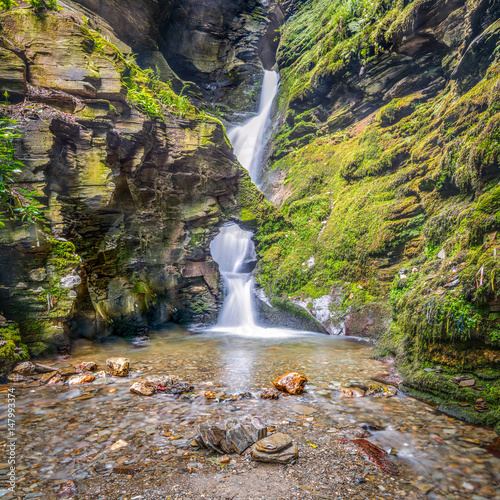 Fototapeta Naklejka Na Ścianę i Meble -  St Nectans Kieve waterfall