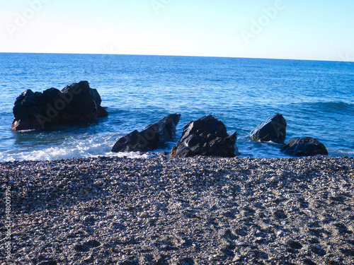 Rocas negras photo