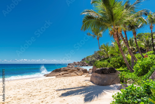 Fototapeta Naklejka Na Ścianę i Meble -  The Beautiful Anse Intendance beach on Seychelles.