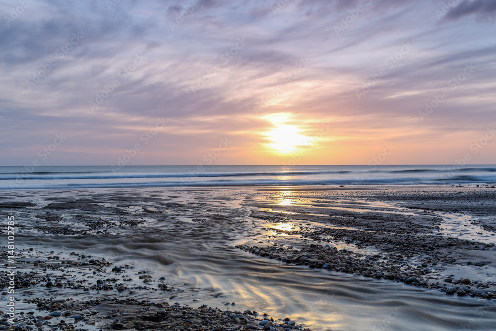 Fototapeta premium Ethereal water long exposure at Sandsend Beach