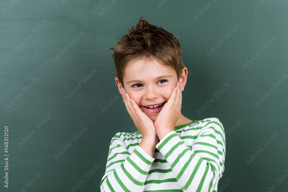 lachendes kleines kind lachendes kleines kind