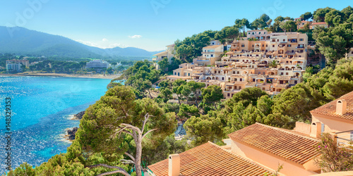 Mallorca Canyamel Spanien Dorf Landschaft mit Mittelmeer photo