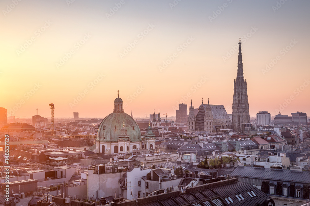 Naklejka premium Panoramę Wiednia z katedrą św. Szczepana w Wiedniu, Austria